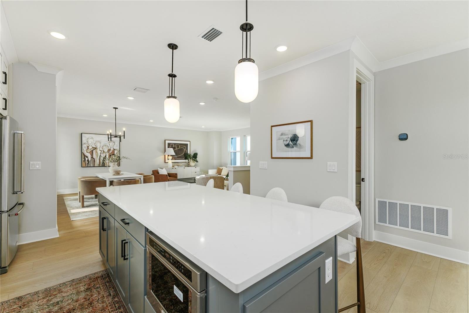 BLANC TOWNHOMES - Residential