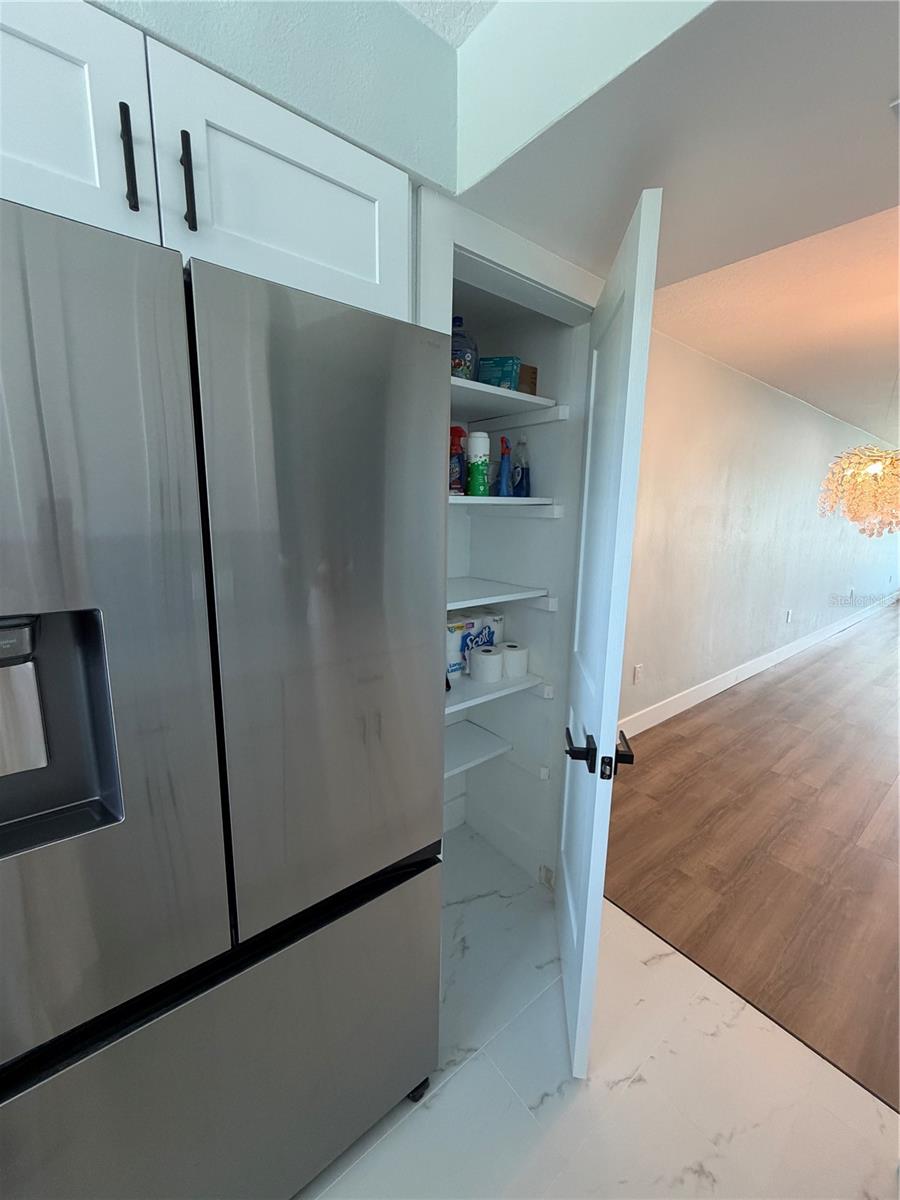 SYLVETTE CONDO - Residential
