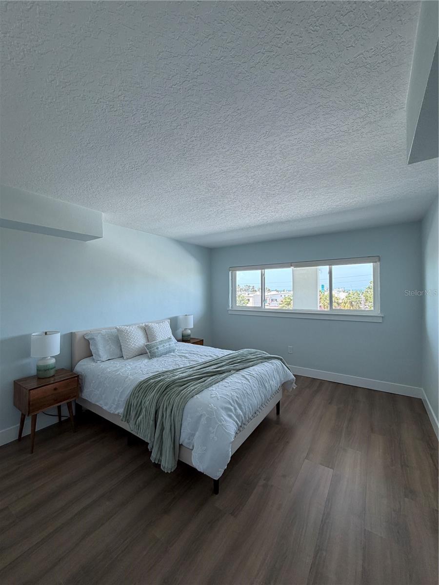 SYLVETTE CONDO - Residential