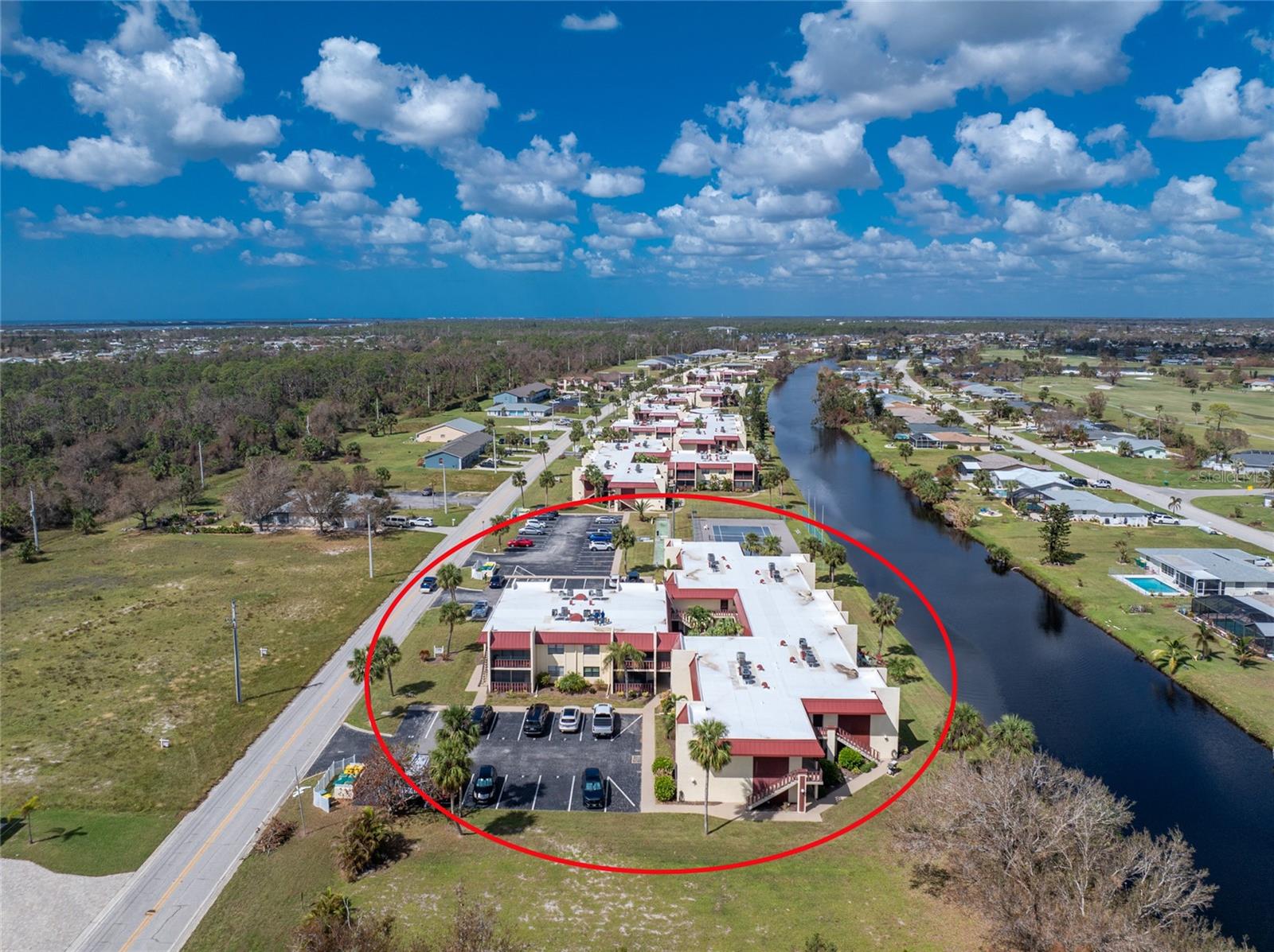 RIVERHOUSE - Residential
