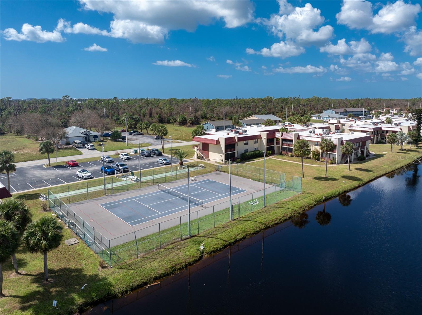 RIVERHOUSE - Residential