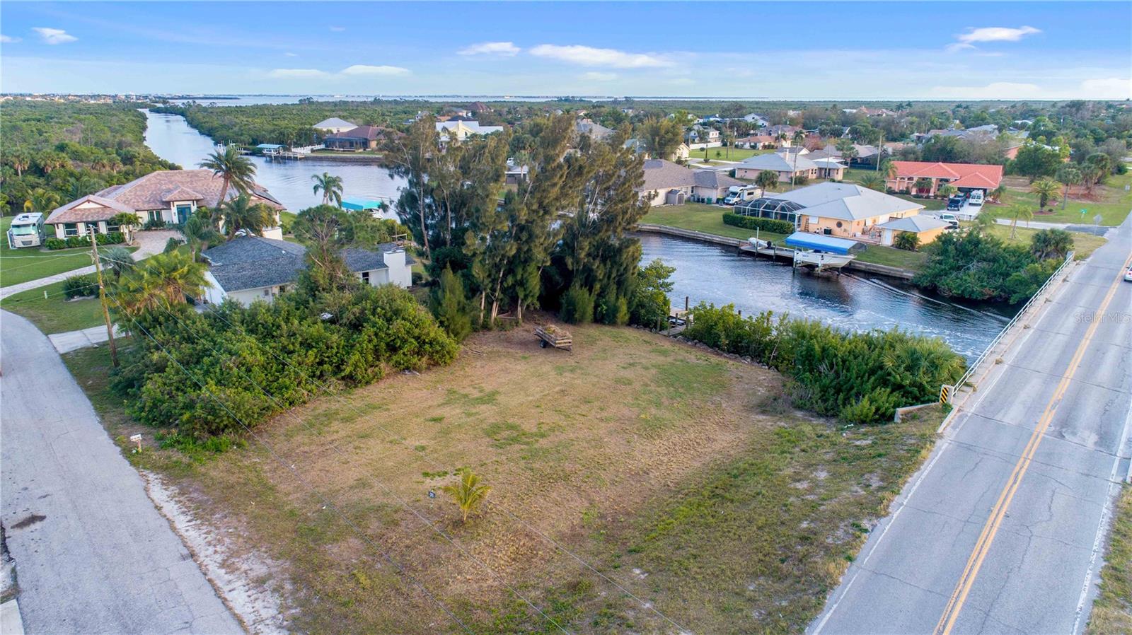 PORT CHARLOTTE SEC 092 - Land