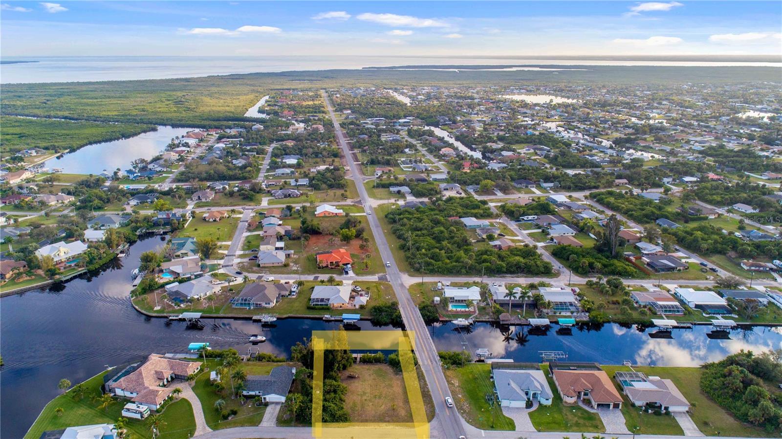 PORT CHARLOTTE SEC 092 - Land