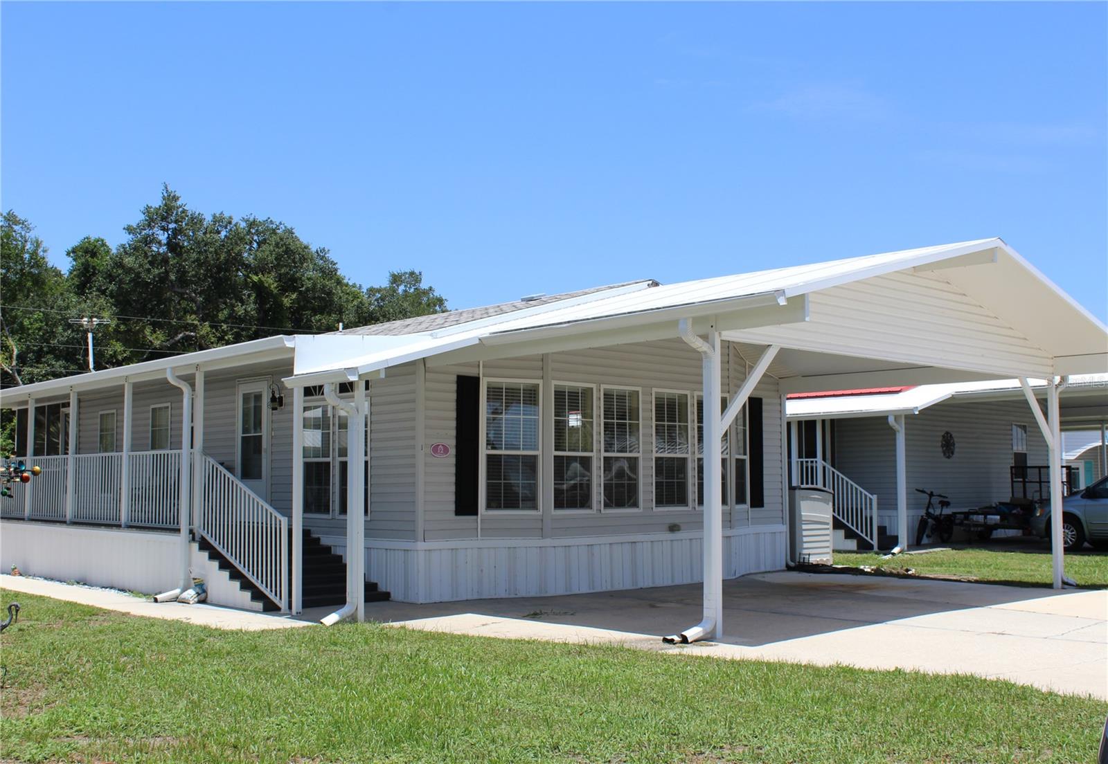SADDLEBAG LAKE - Residential
