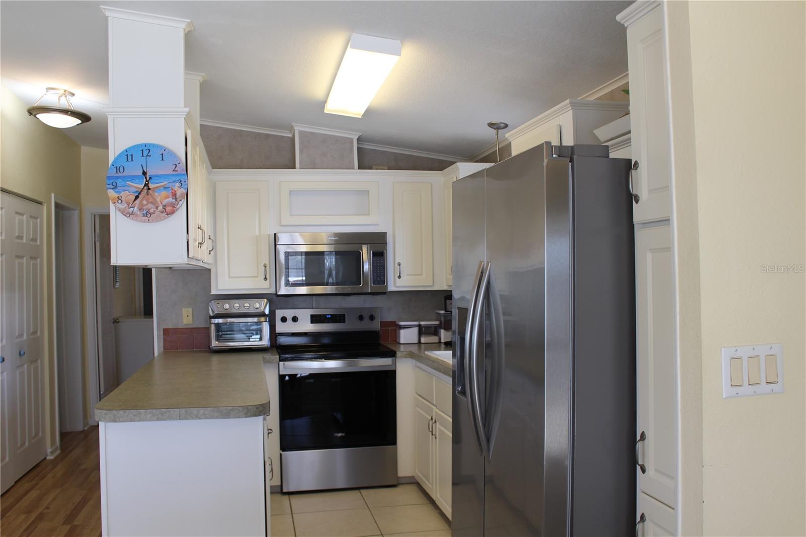 SADDLEBAG LAKE - Residential