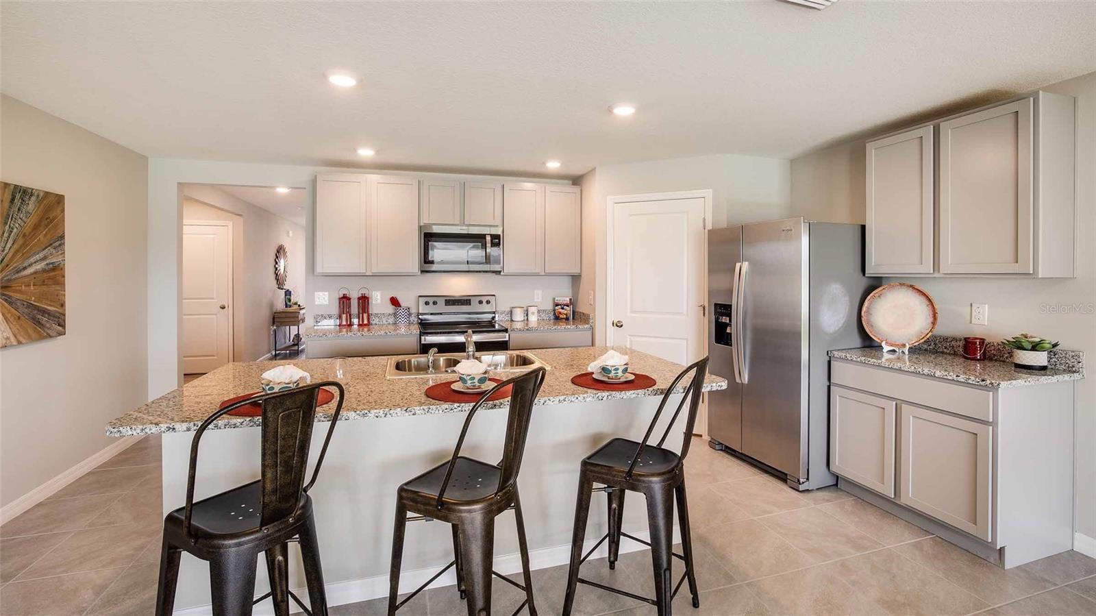 MARION OAKS - Residential