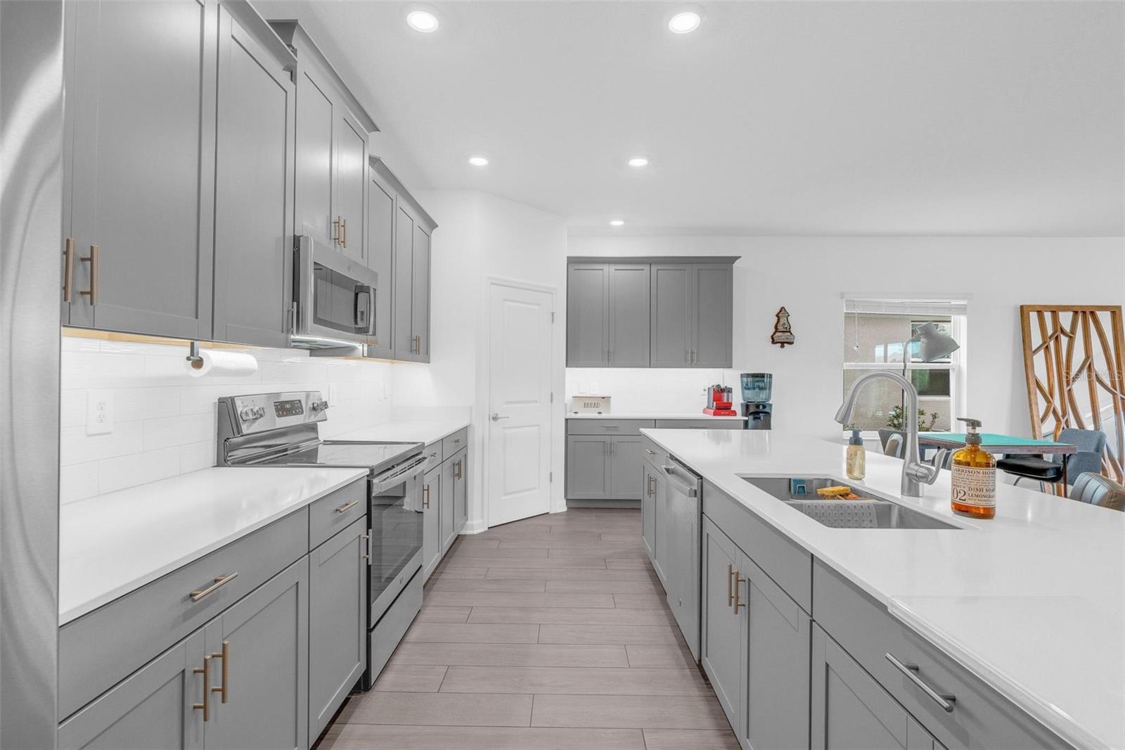 STOREY PARK PH 3 - Residential