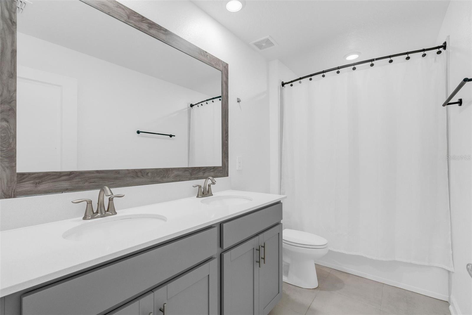 STOREY PARK PH 3 - Residential