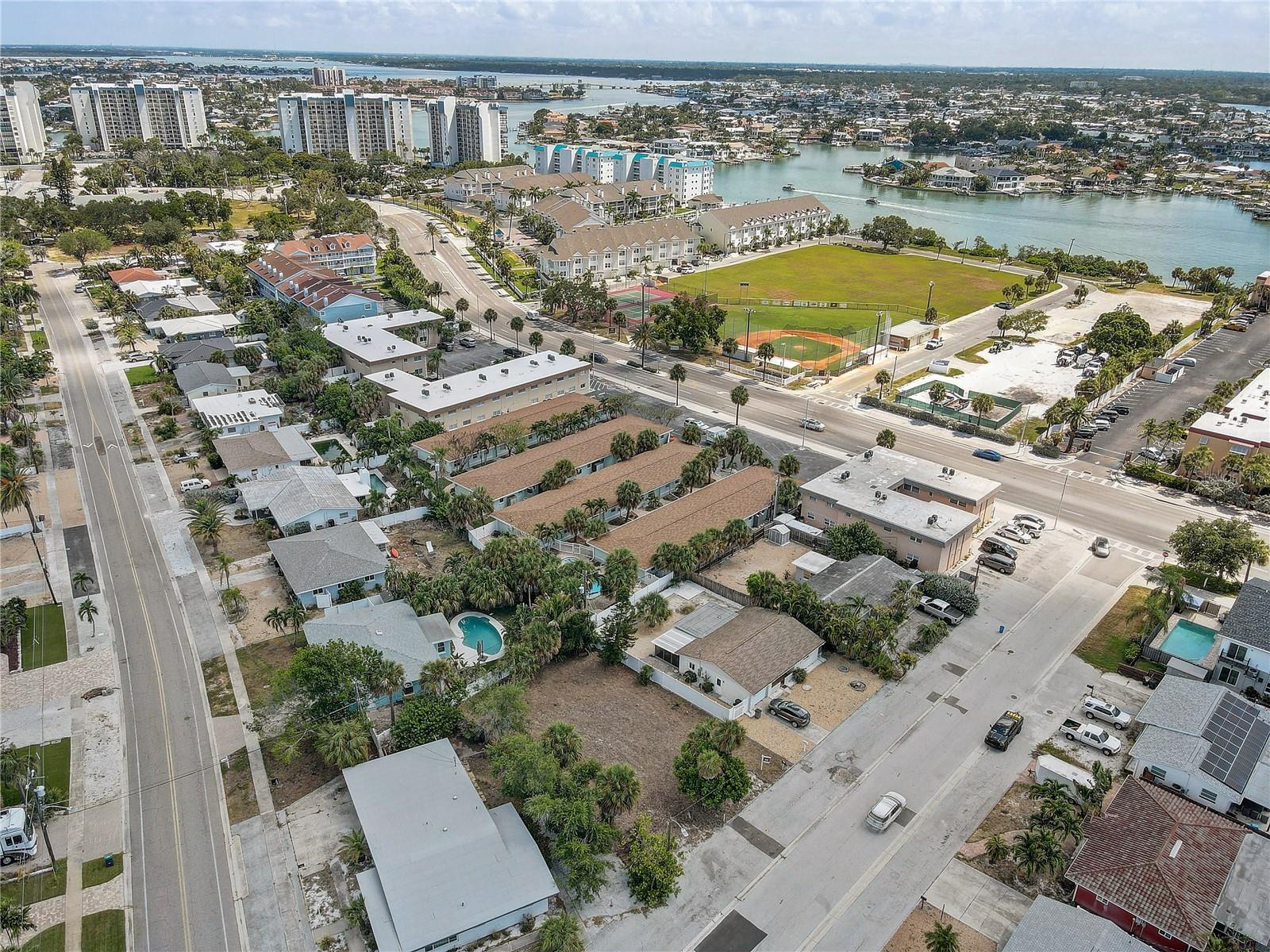 BLIND PASS VILLAS CONDO - Residential