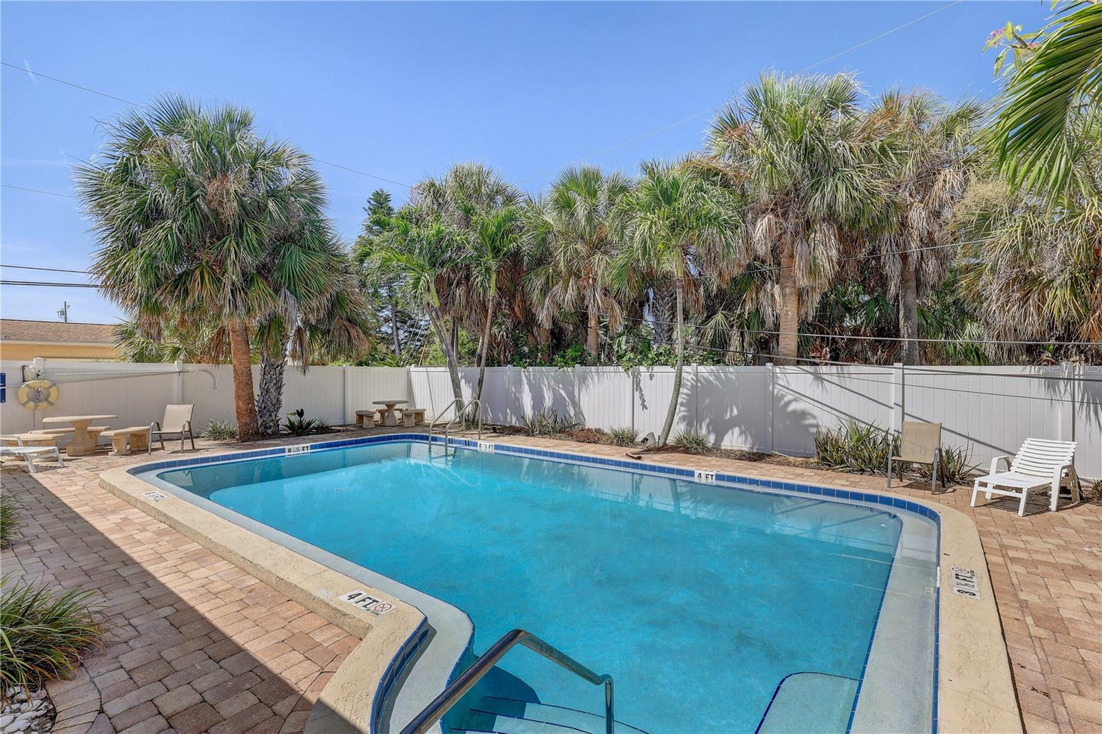 BLIND PASS VILLAS CONDO - Residential