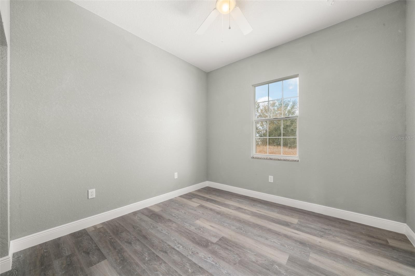 AVON PARK LAKES UNIT 42 PB 5-PG 89 LOTS 13610 + 1 - Residential