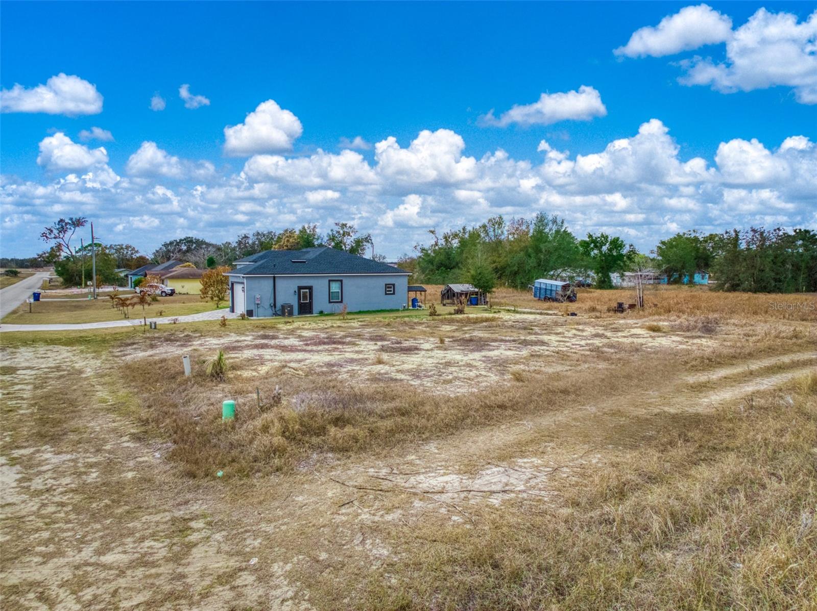 AVON PARK LAKES UNIT 42 PB 5-PG 89 LOTS 13610 + 1 - Residential