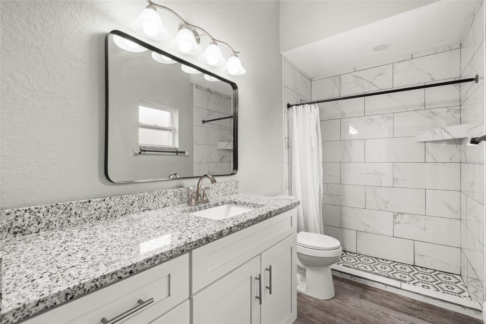 AVON PARK LAKES UNIT 42 PB 5-PG 89 LOTS 13610 + 1 - Residential
