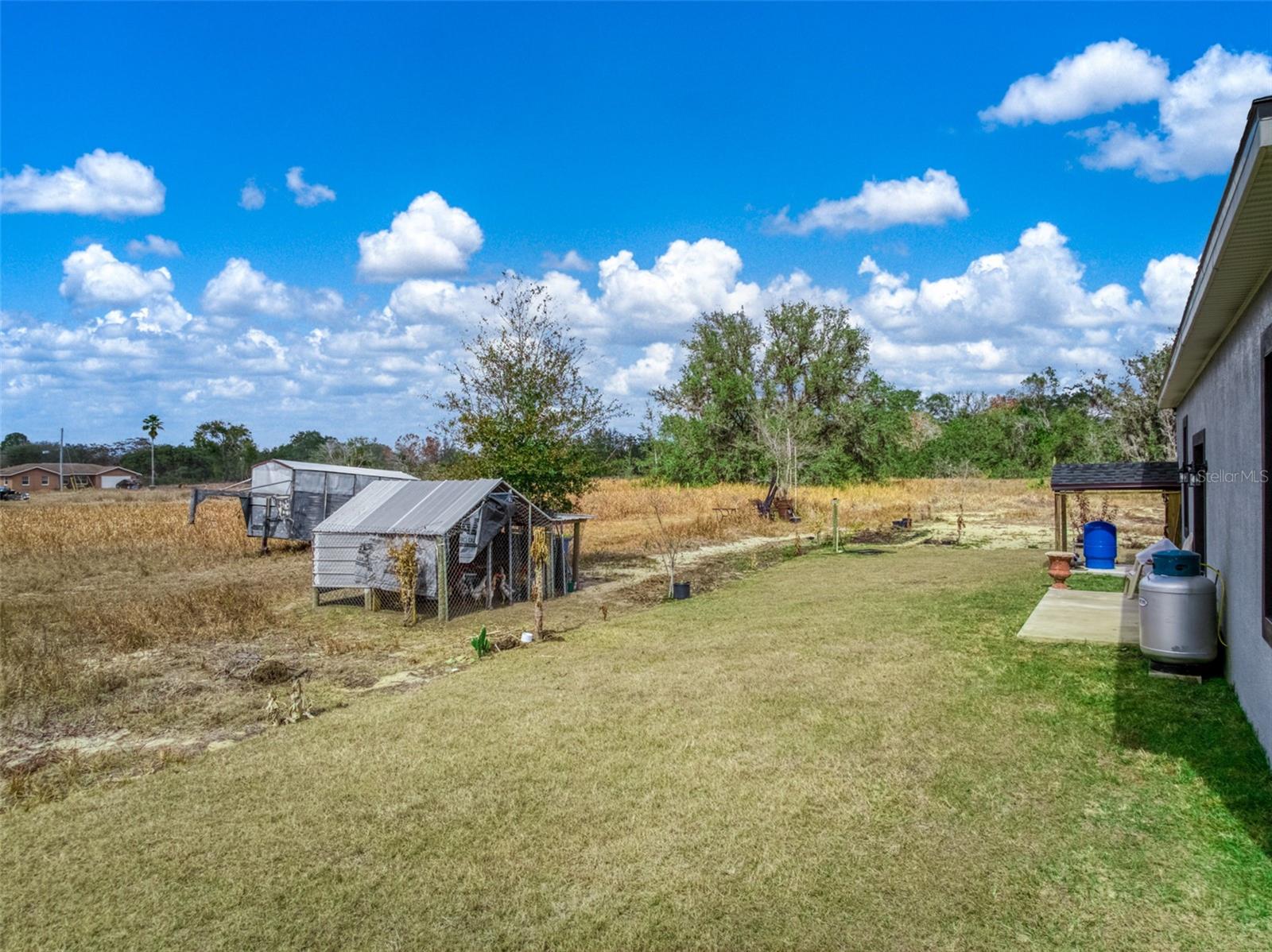 AVON PARK LAKES UNIT 42 PB 5-PG 89 LOTS 13610 + 1 - Residential
