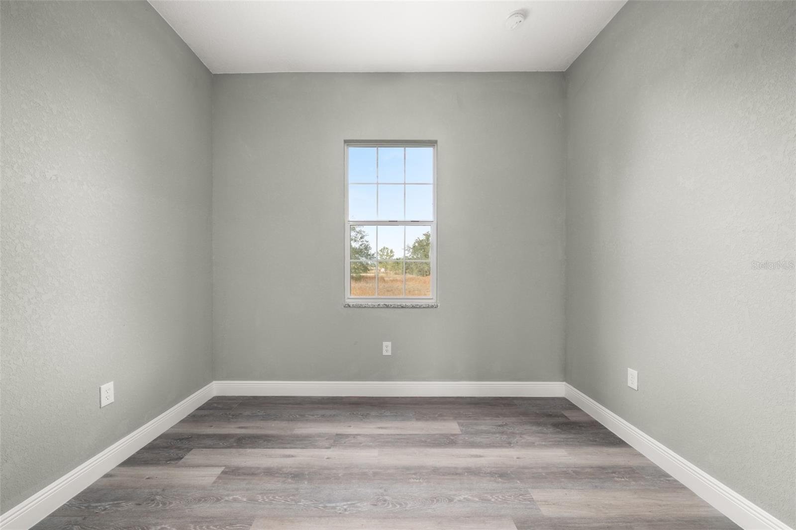 AVON PARK LAKES UNIT 42 PB 5-PG 89 LOTS 13610 + 1 - Residential