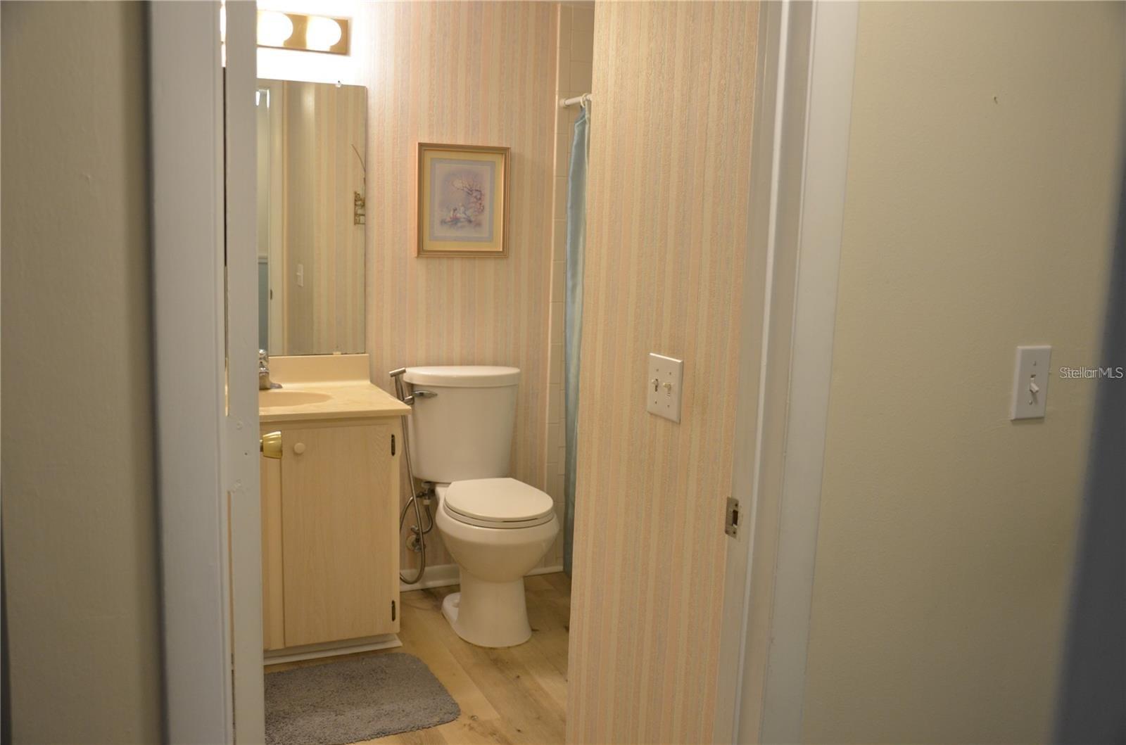 OAK LAKE PARK CONDO - Residential