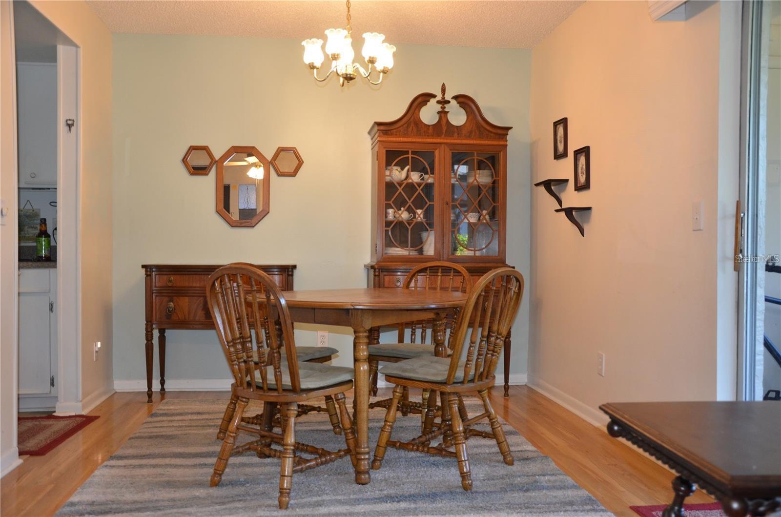 OAK LAKE PARK CONDO - Residential