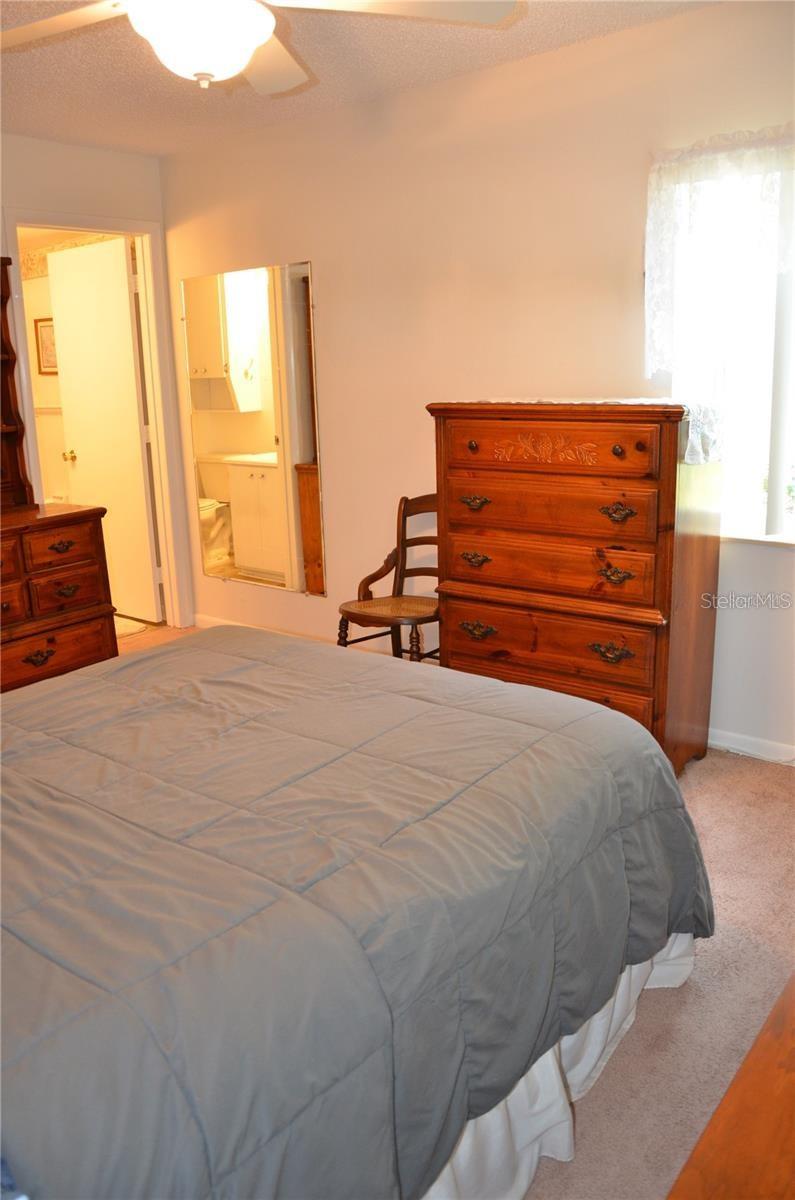 OAK LAKE PARK CONDO - Residential