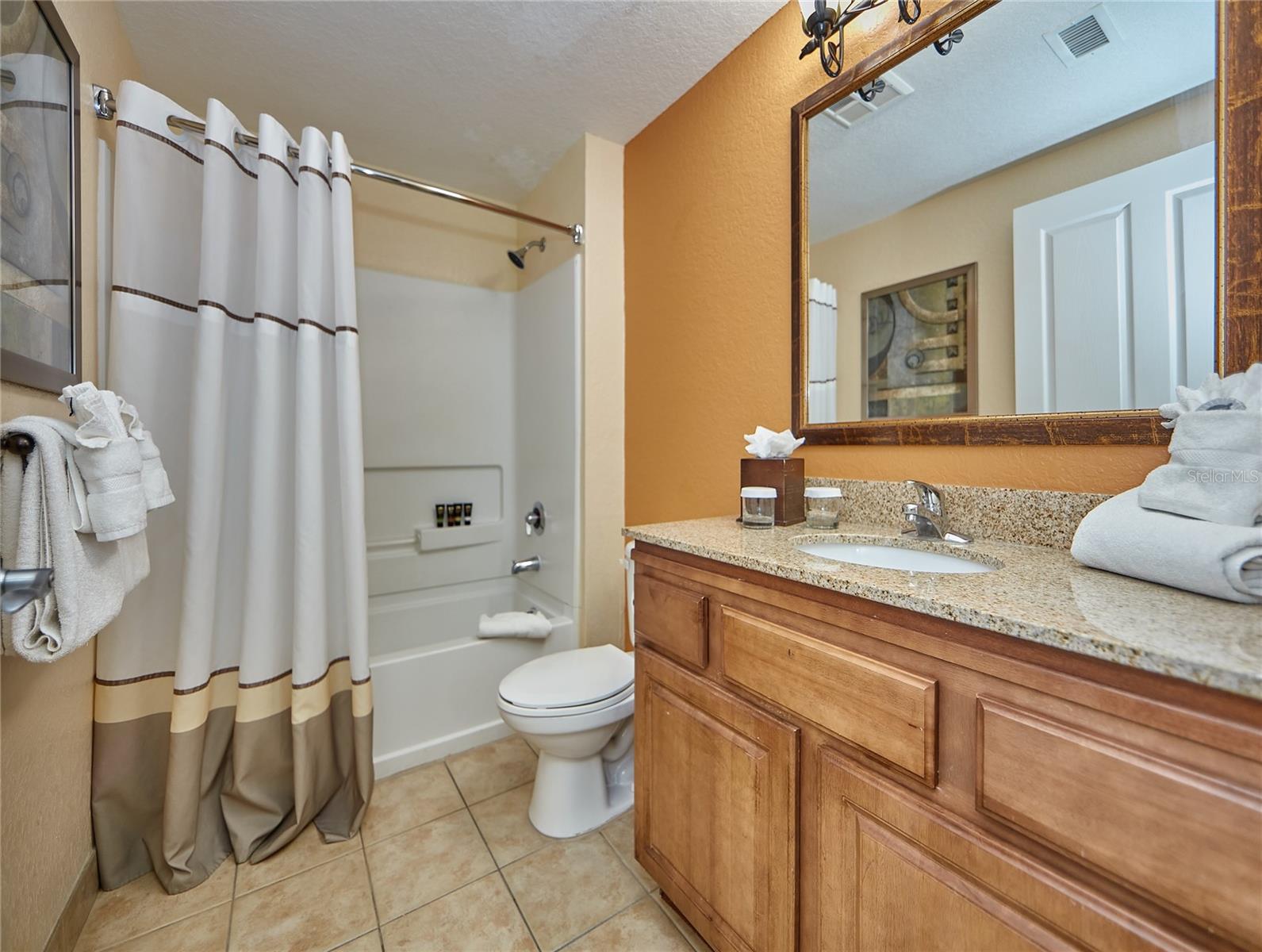 FLORIDAYS ORLANDO RESIDENCE - Residential