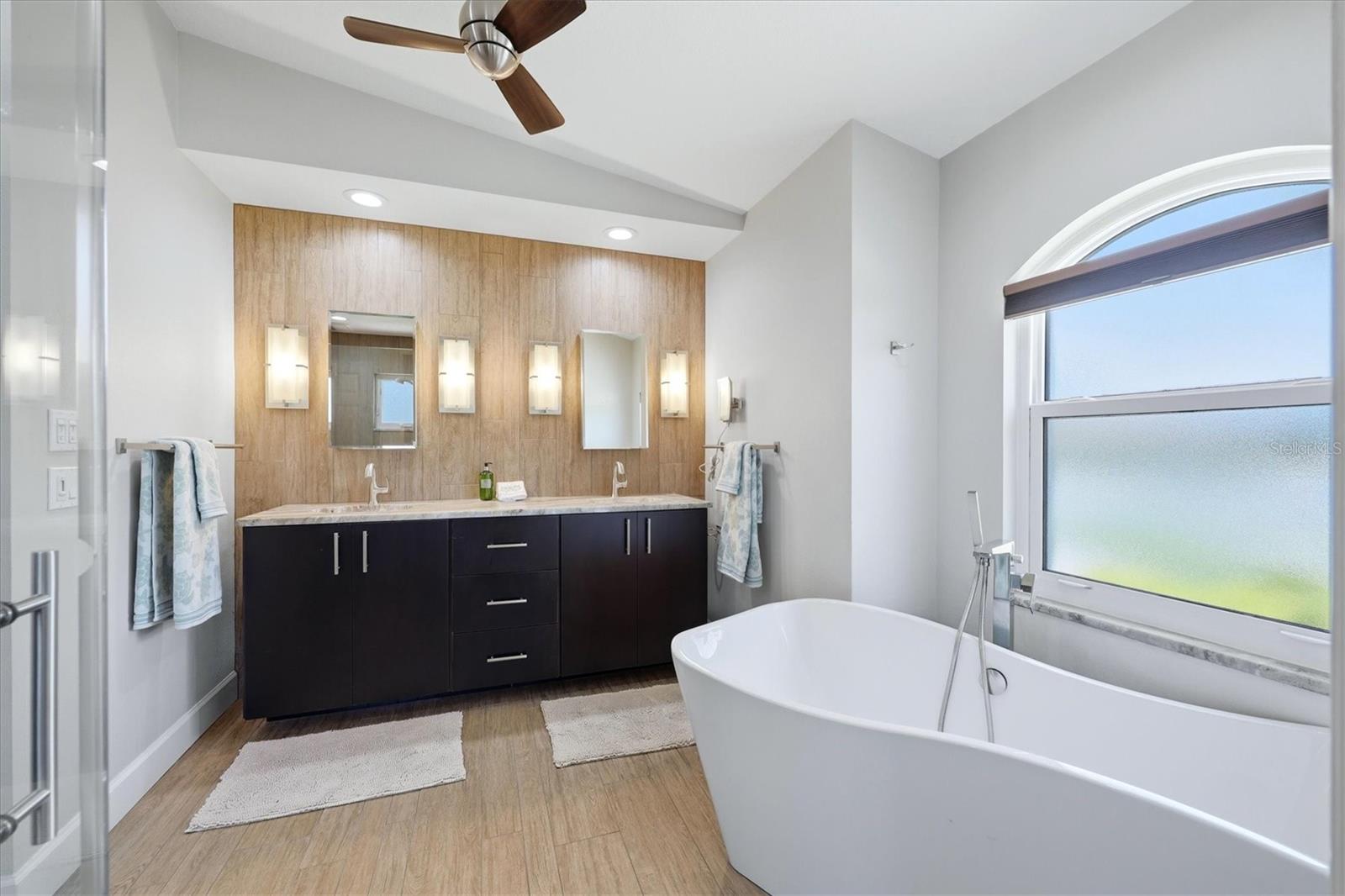 SABAL TRACE - Residential
