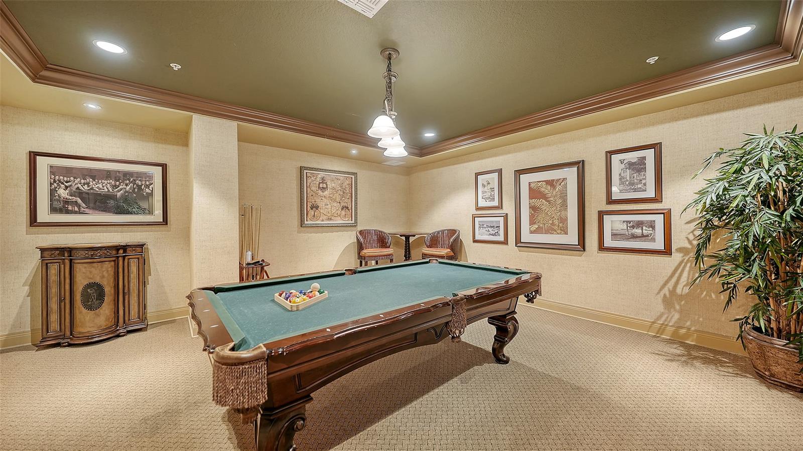 BROADWAY PROMENADE - Residential