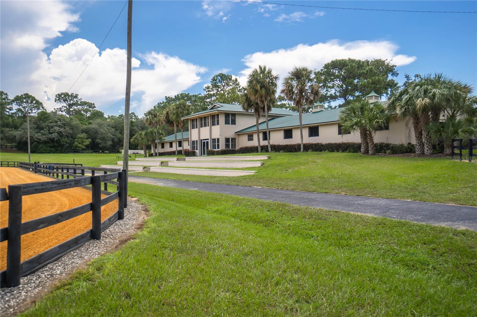 PINE RIDGE UNIT 03 - Residential