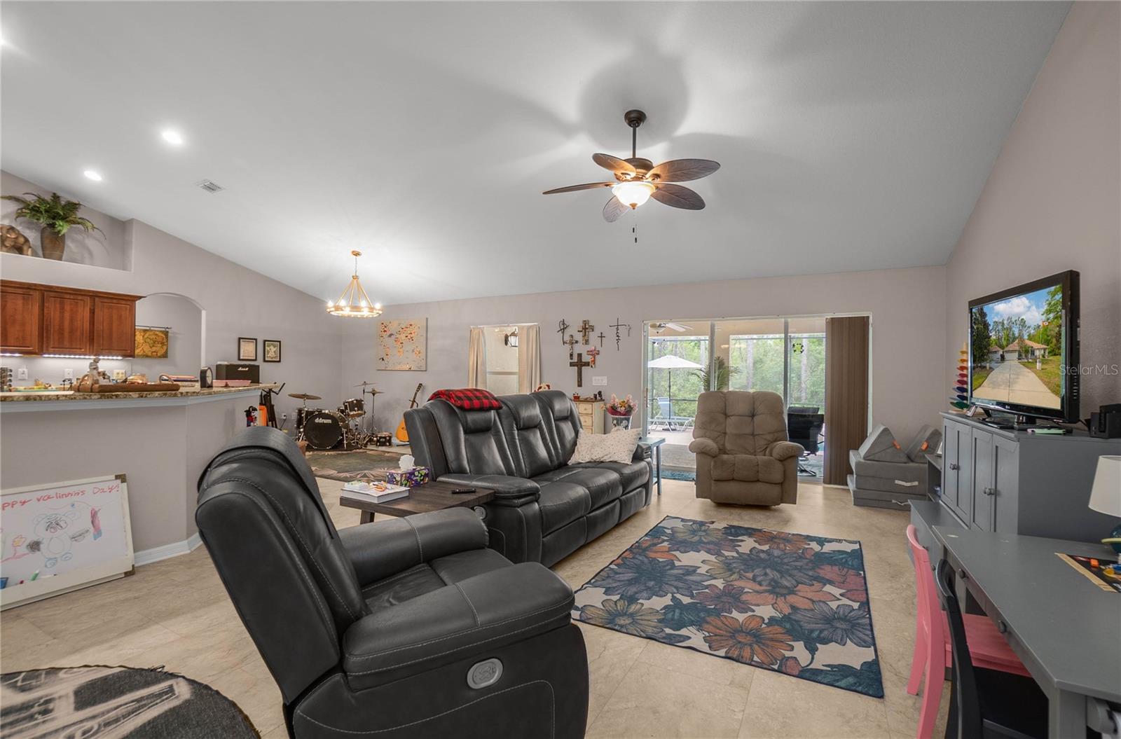 PINE RIDGE UNIT 03 - Residential