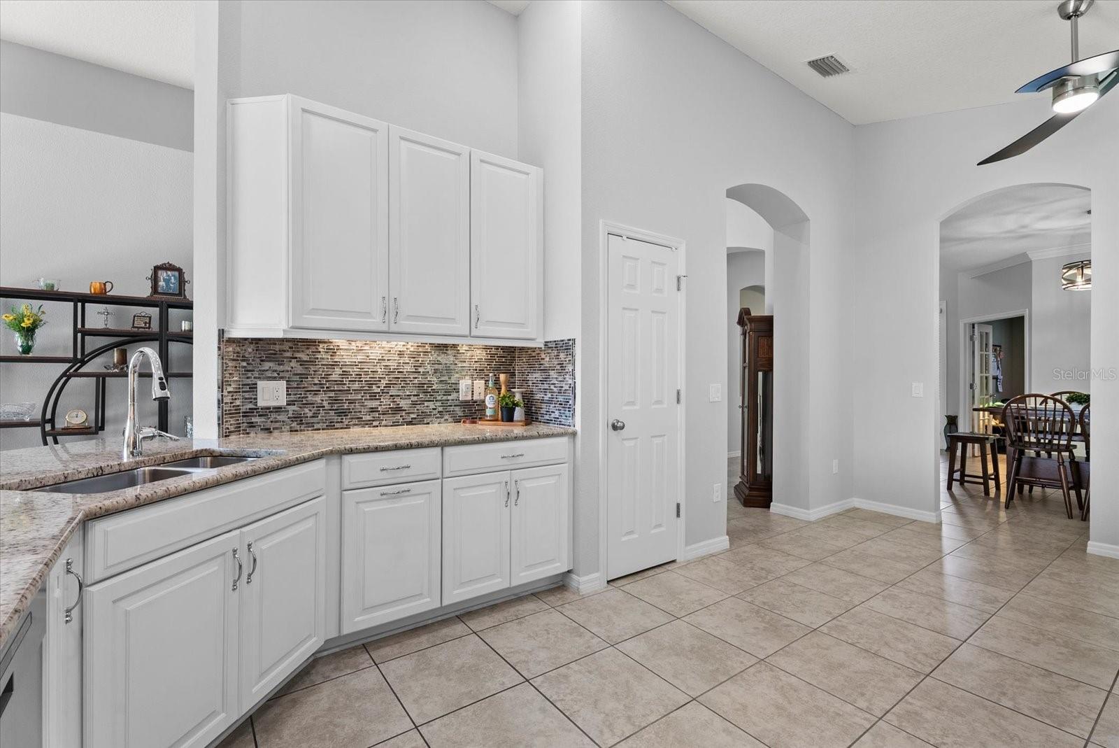 ARBOR LAKES ON PALMER RANCH - Residential