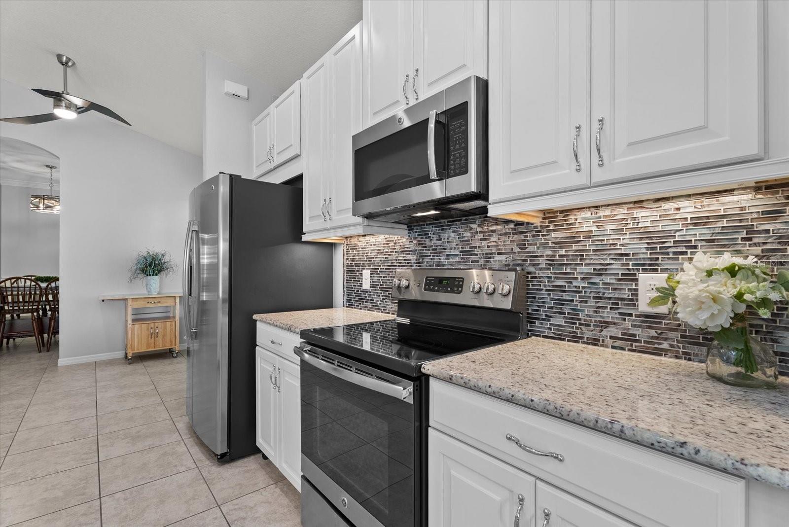 ARBOR LAKES ON PALMER RANCH - Residential