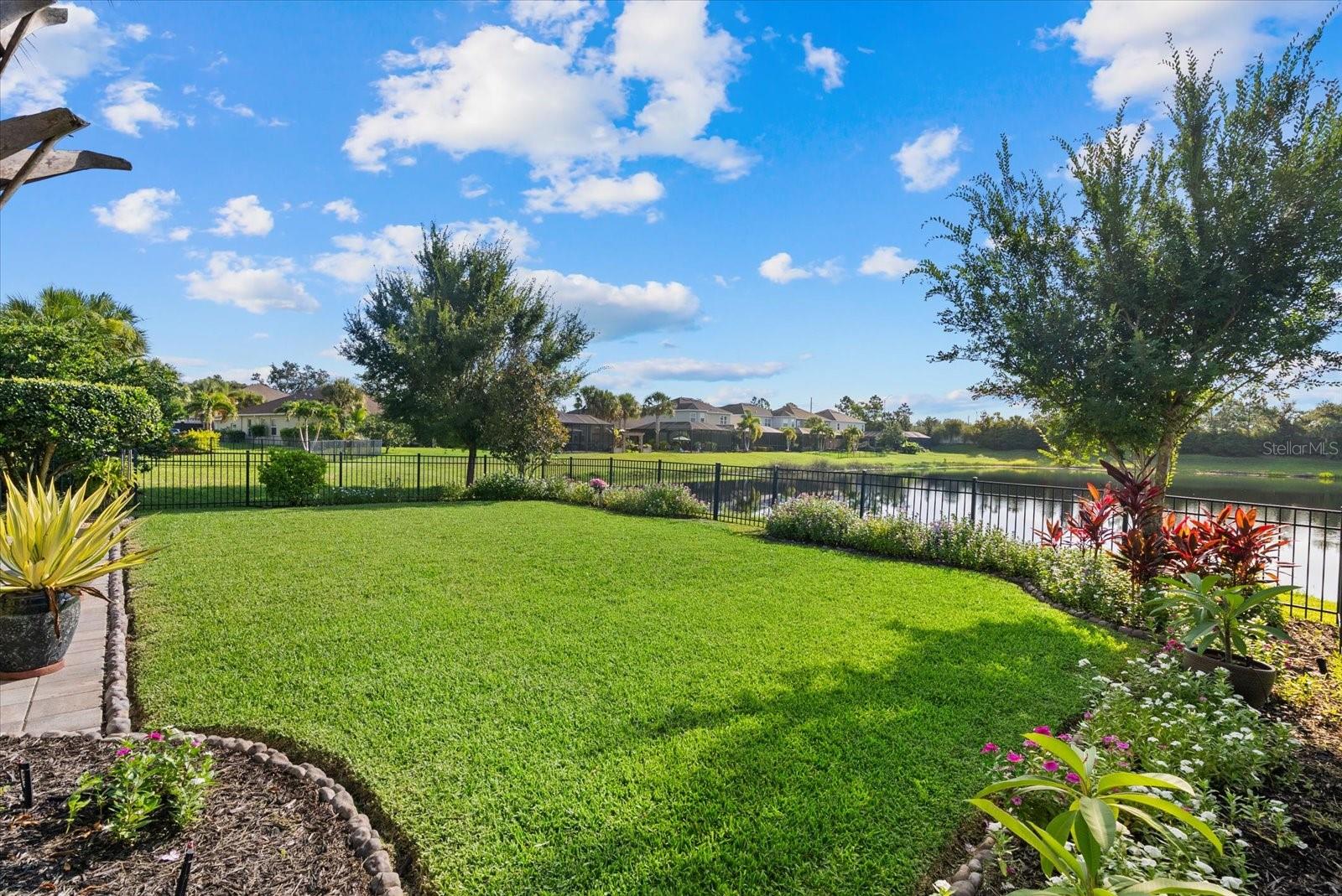 ARBOR LAKES ON PALMER RANCH - Residential