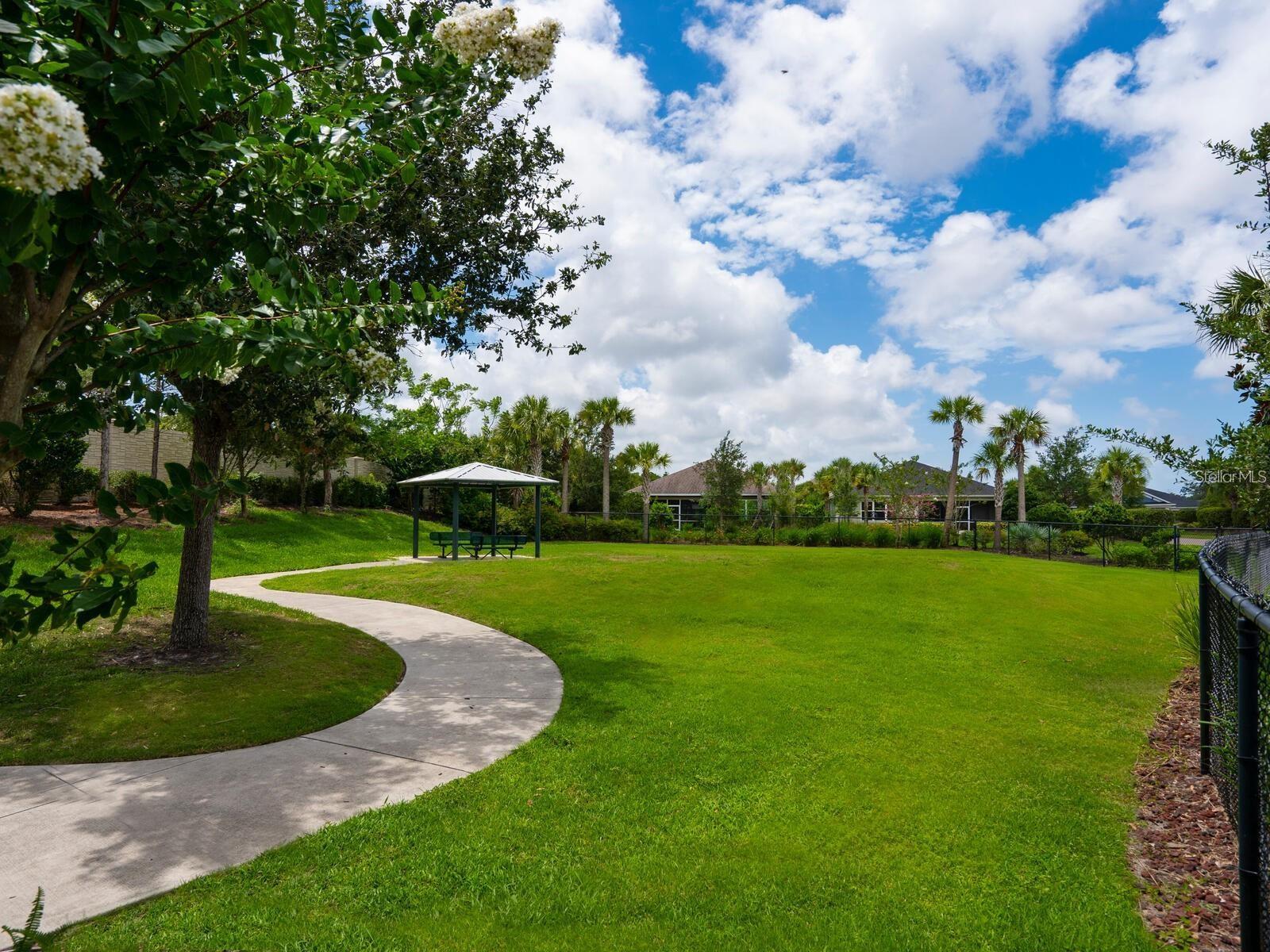 ARBOR LAKES ON PALMER RANCH - Residential