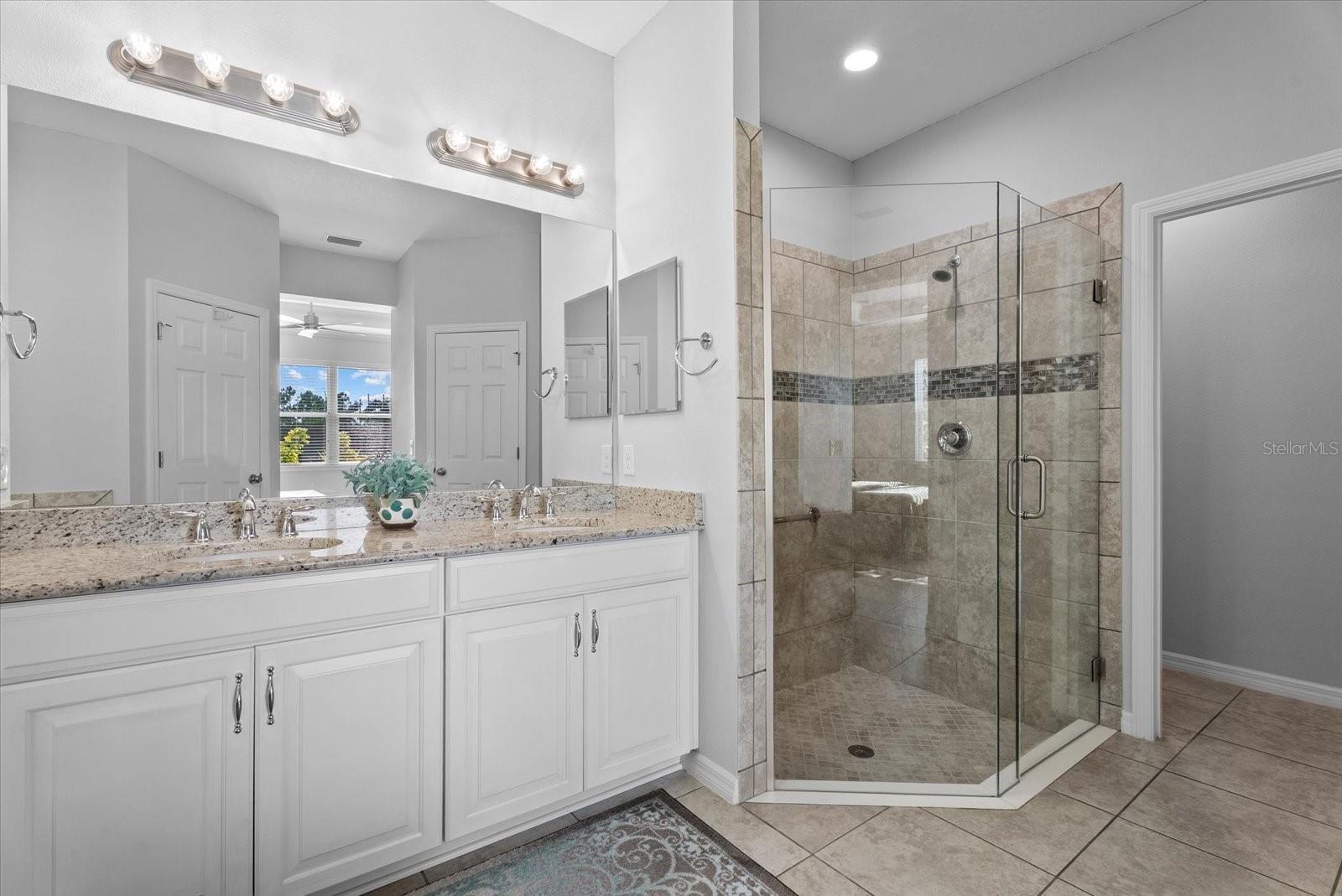 ARBOR LAKES ON PALMER RANCH - Residential