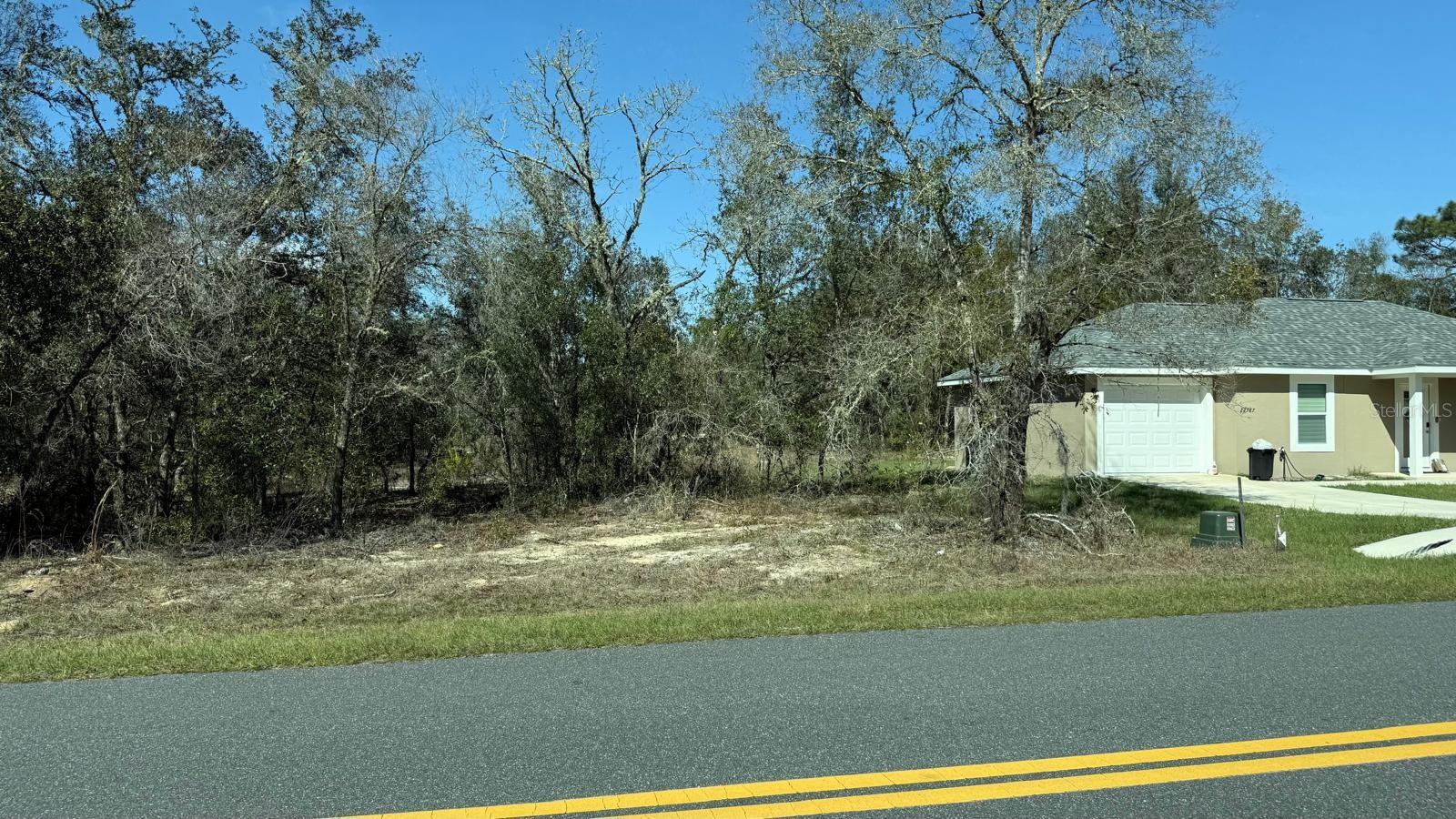 RAINBOW LAKES ESTATE - Land