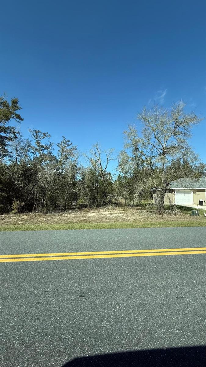 RAINBOW LAKES ESTATE - Land