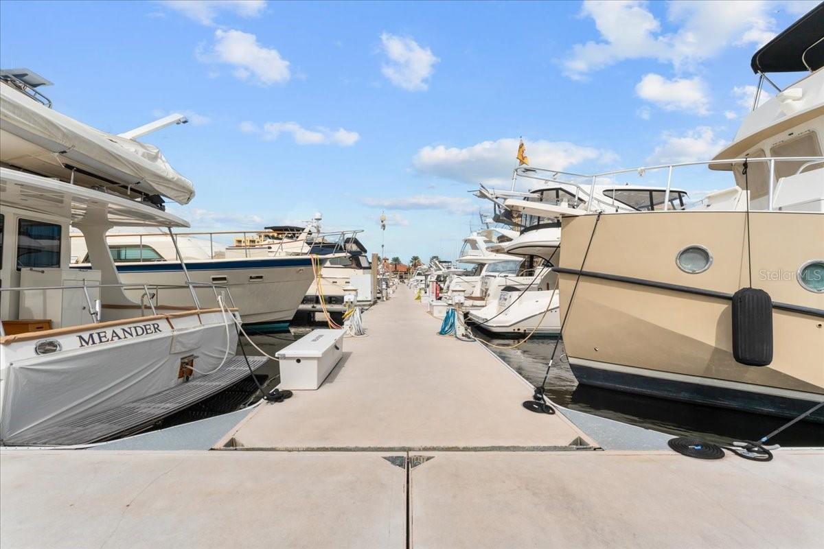 RIVIERA DUNES MARINA PH 3 - Residential