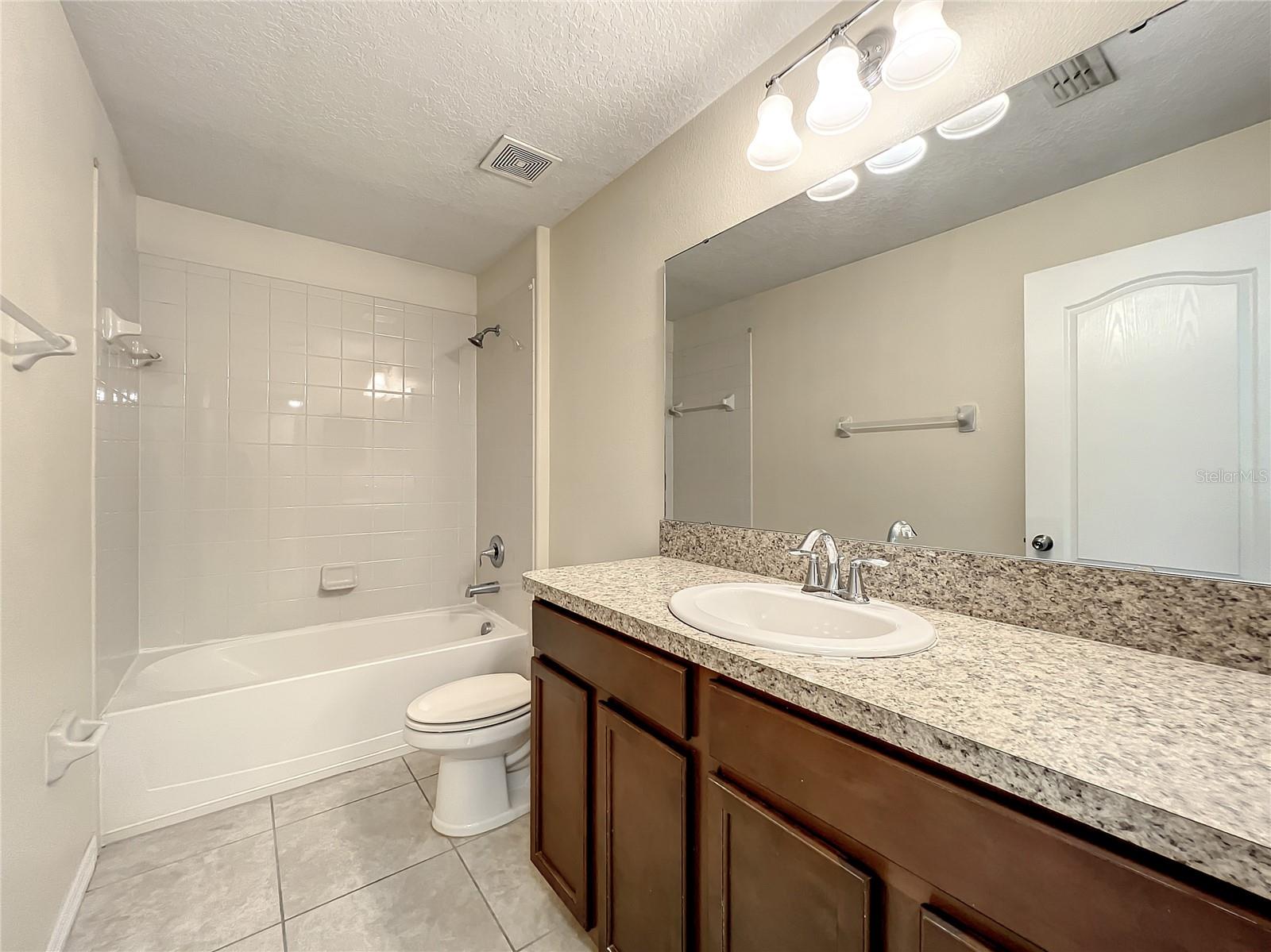 SIGNATURE LAKES PH 3B-6 - Residential