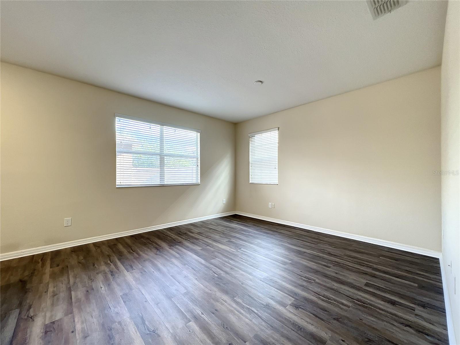 SIGNATURE LAKES PH 3B-6 - Residential