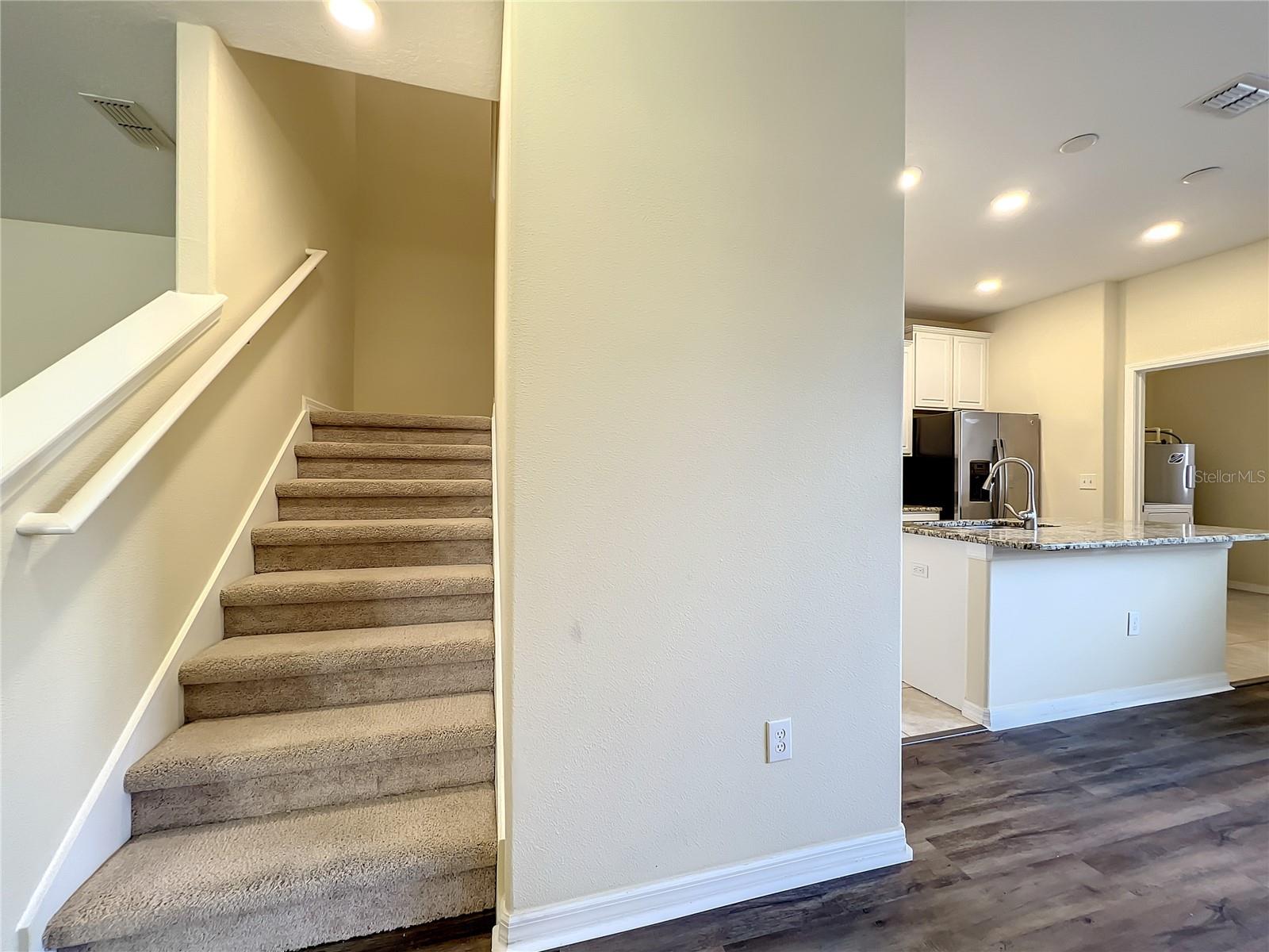 SIGNATURE LAKES PH 3B-6 - Residential