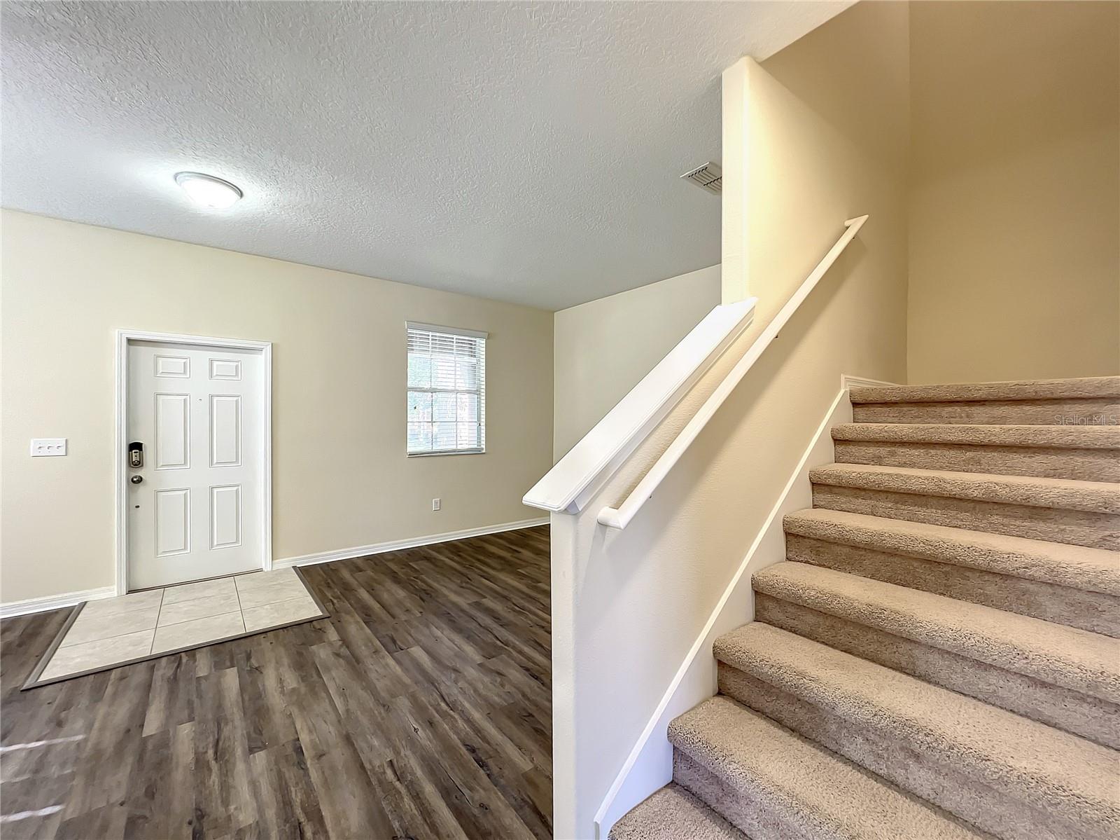 SIGNATURE LAKES PH 3B-6 - Residential