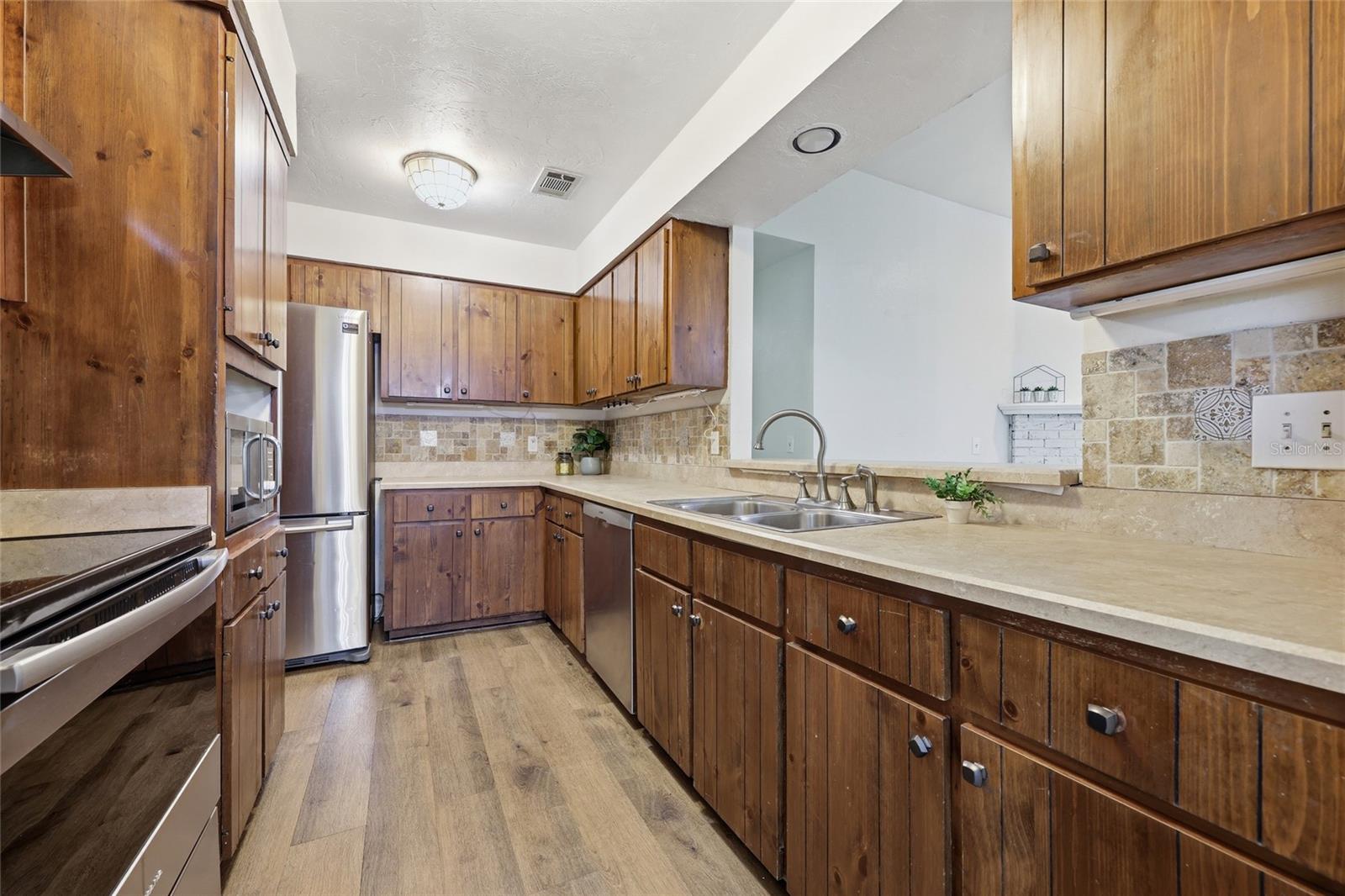 HAILE PLANTATION - Residential
