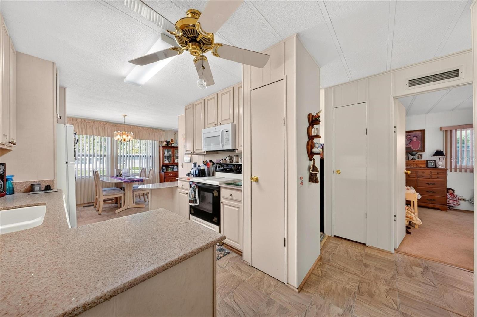 HAWTHORNE AT LEESBURG A COOP - Residential