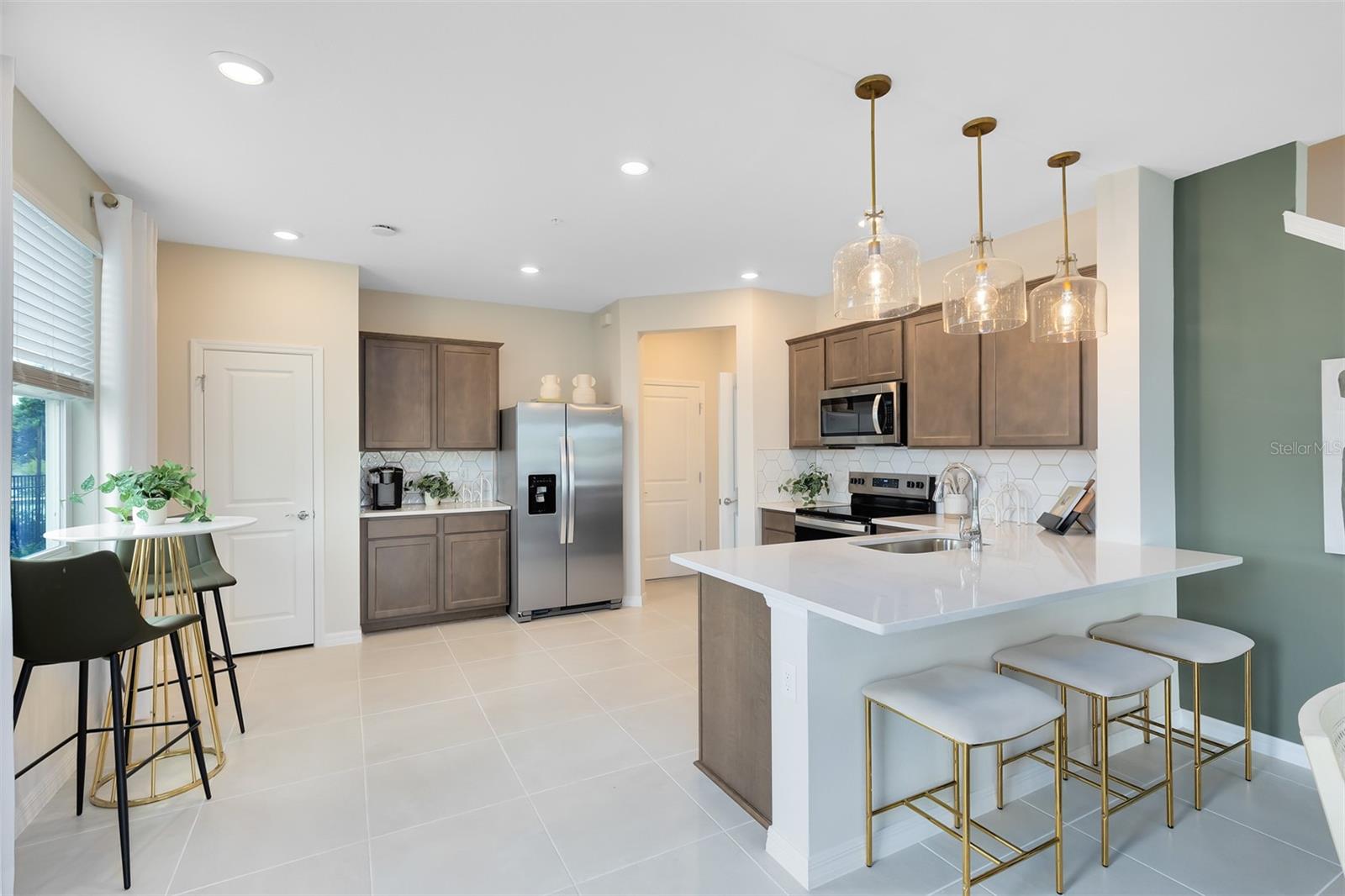 SKYLAR CREST - Residential