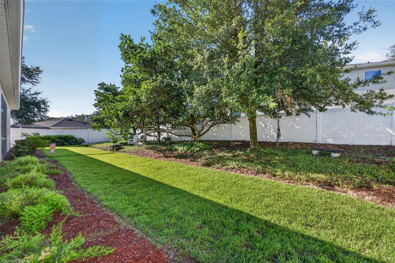 WELLINGTON WOODS - Residential