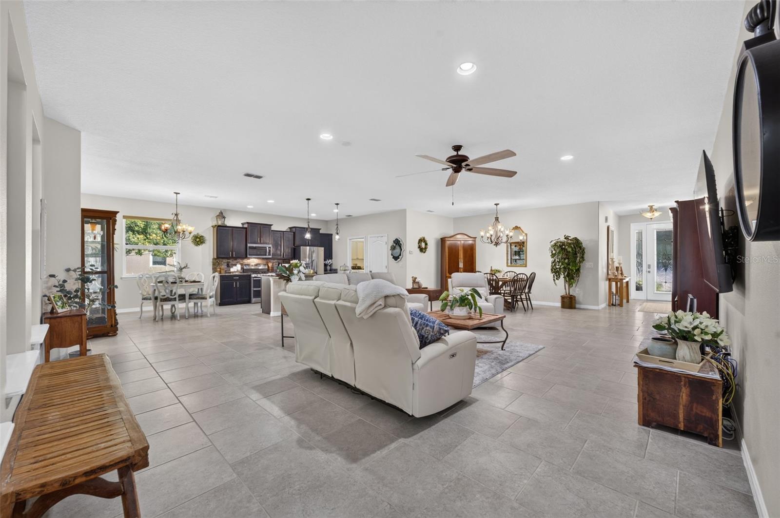 WELLINGTON WOODS - Residential