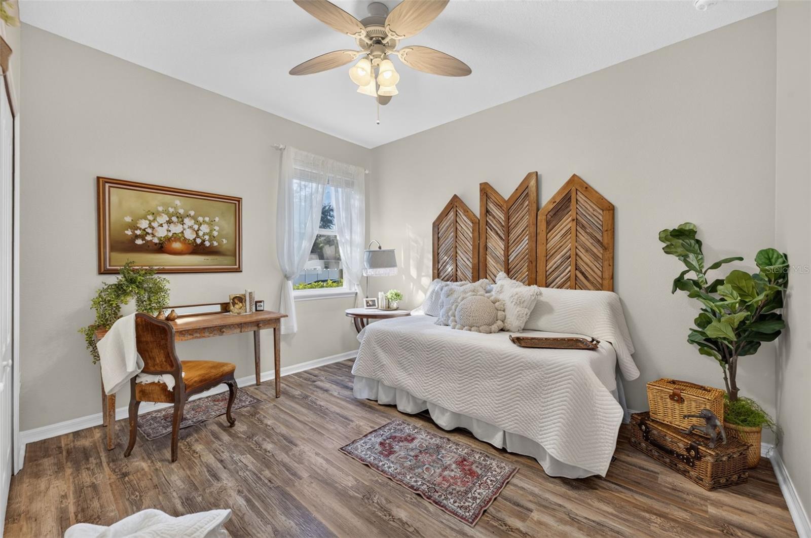 WELLINGTON WOODS - Residential