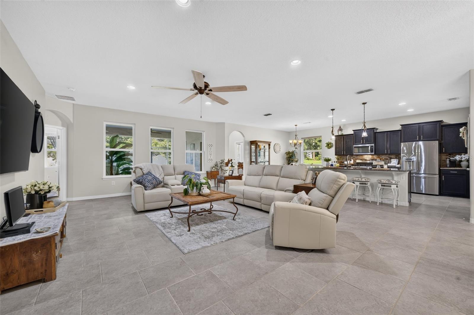 WELLINGTON WOODS - Residential