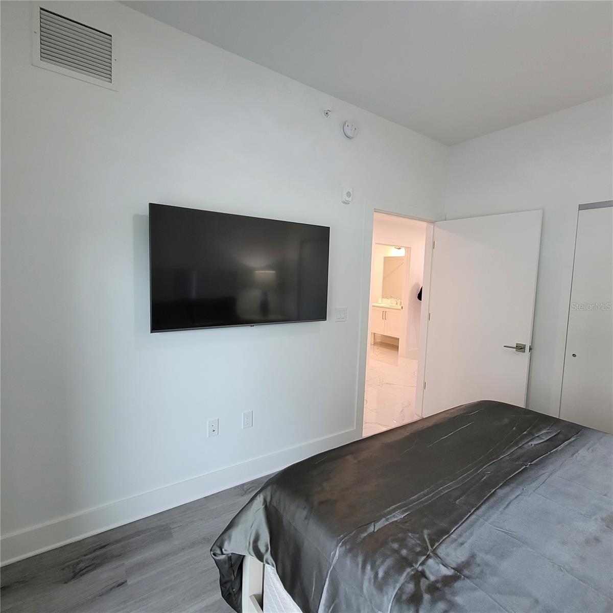 AZURE CONDO - Residential Lease