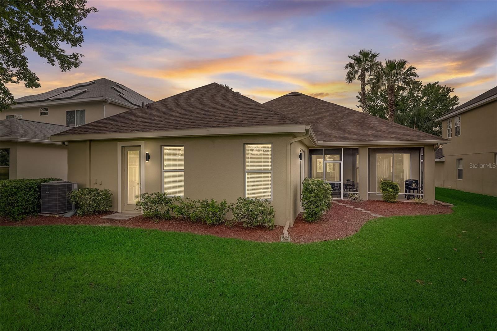 PLANTATION PALMS PH 05 - Residential