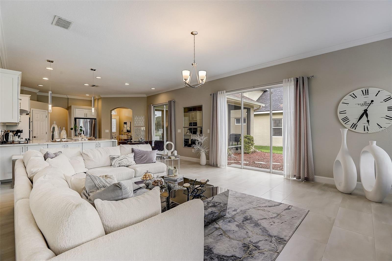 PLANTATION PALMS PH 05 - Residential