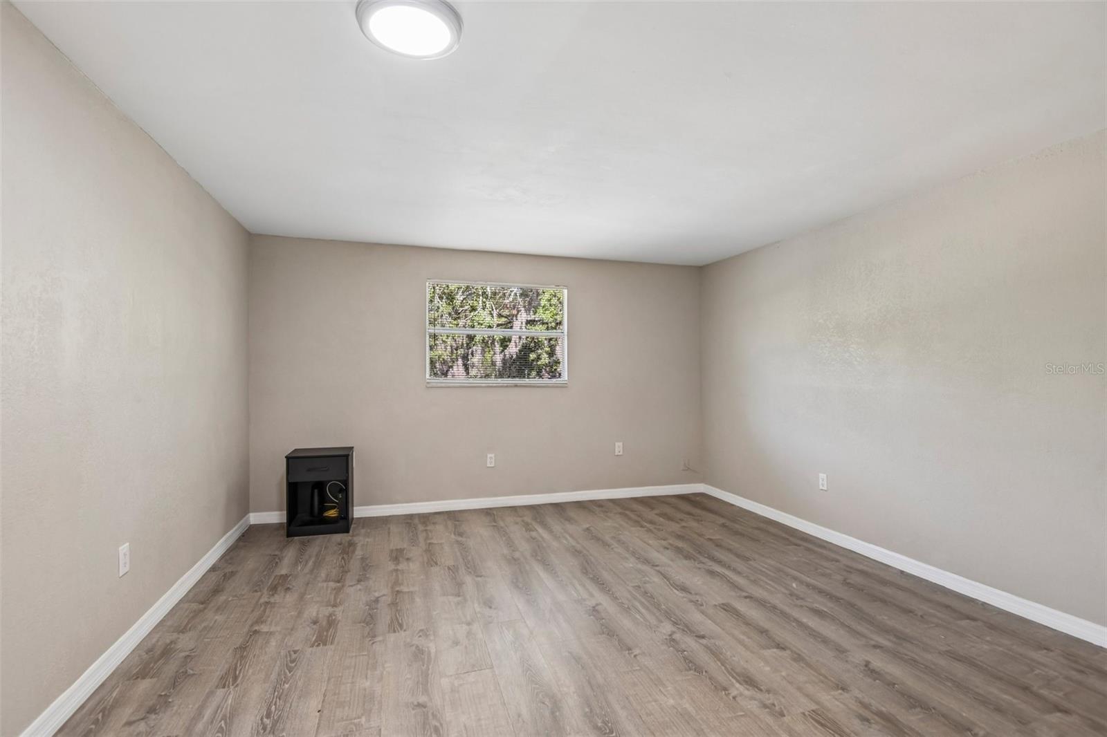 THOMPSONS ADD TO TAMPA O - Residential